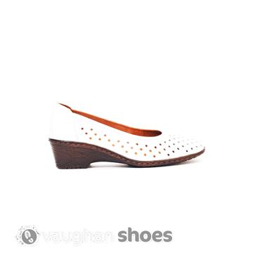Ara Low Wedge perforated White | Vaughan Shoes | Ireland